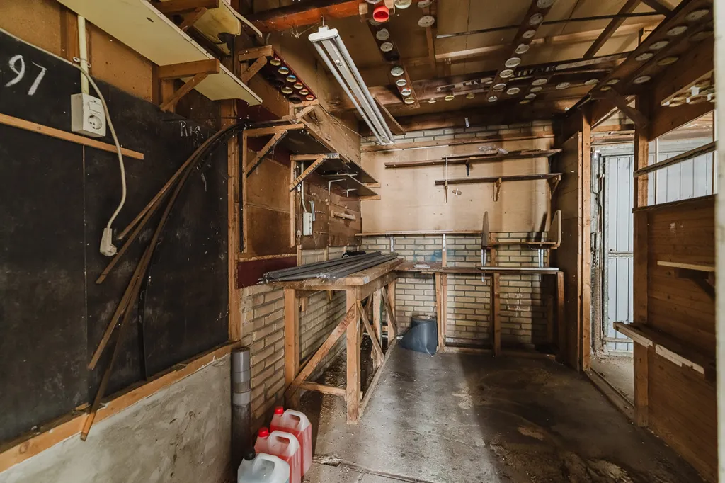 Utility Room - Twin-Storey House with Garage in Zundert