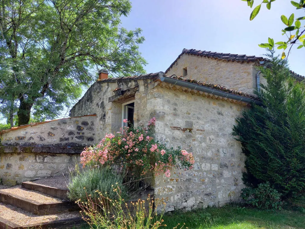 Extérieur - Ensemble Immobilier Rénové avec Piscine près de Cahors