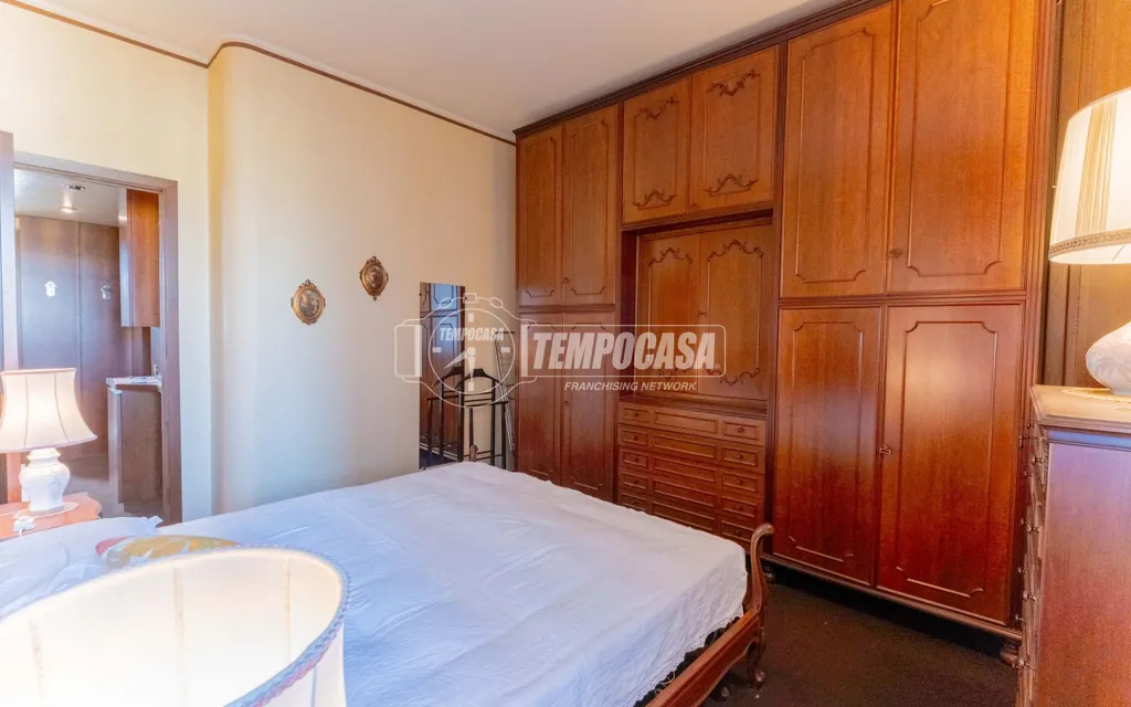 Chambres - Bright Bilocale with Balcony in Milan