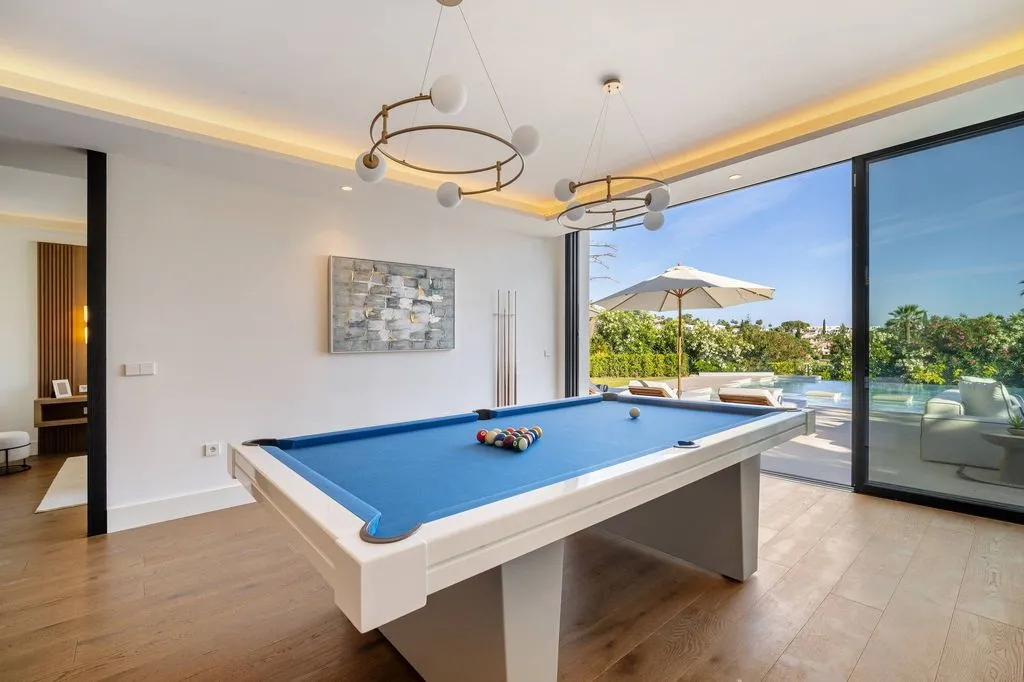 Piscine - Luxury Villa with Infinity Pool in Marbella