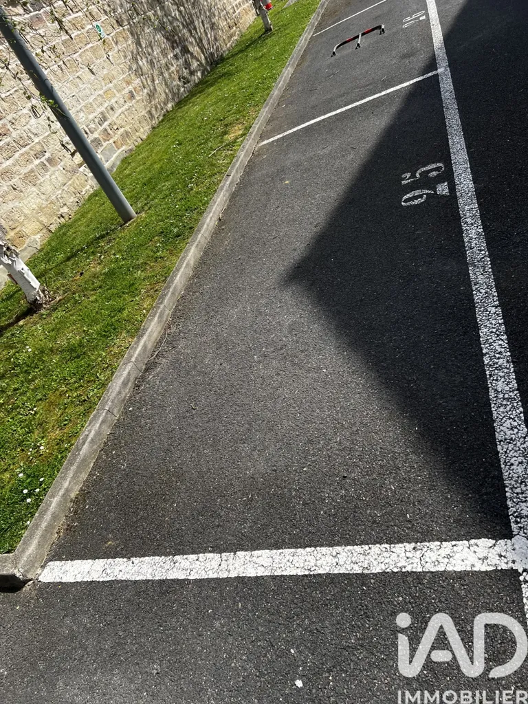 Välivaade - Secure Parking in Persan