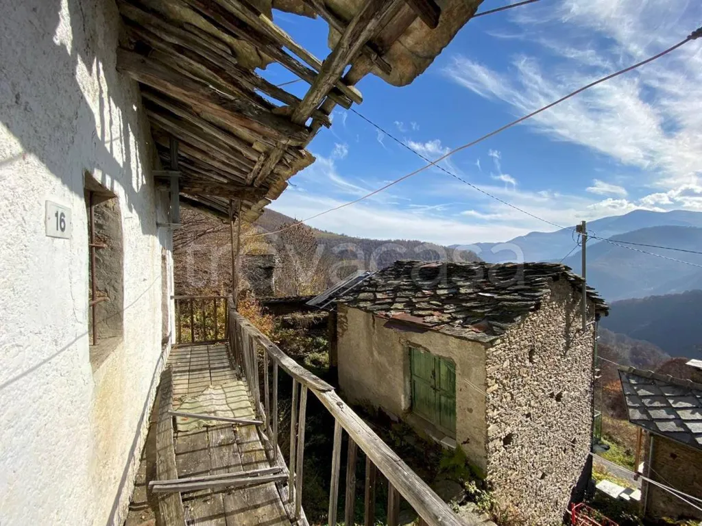 Rõdu - Rustic Baita with Monviso View in Crissolo