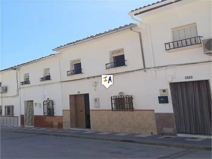 Välivaade - Townhouse with Courtyard in El Esparragal