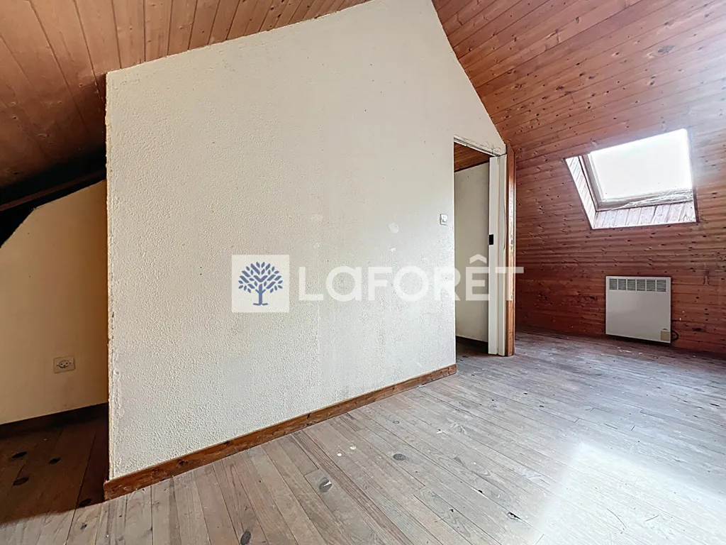 Pièces - Maison en Pierre à Rénover près de Saint-Varent