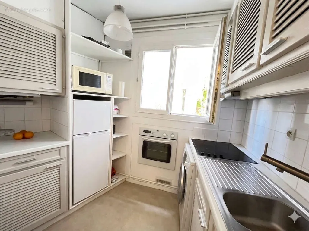 Appartement 2 pièces à Paris-17e
