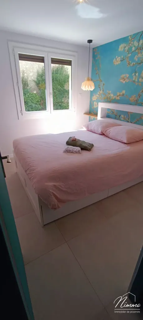 Chambres - Appartement Rénové avec Parking à Nîmes