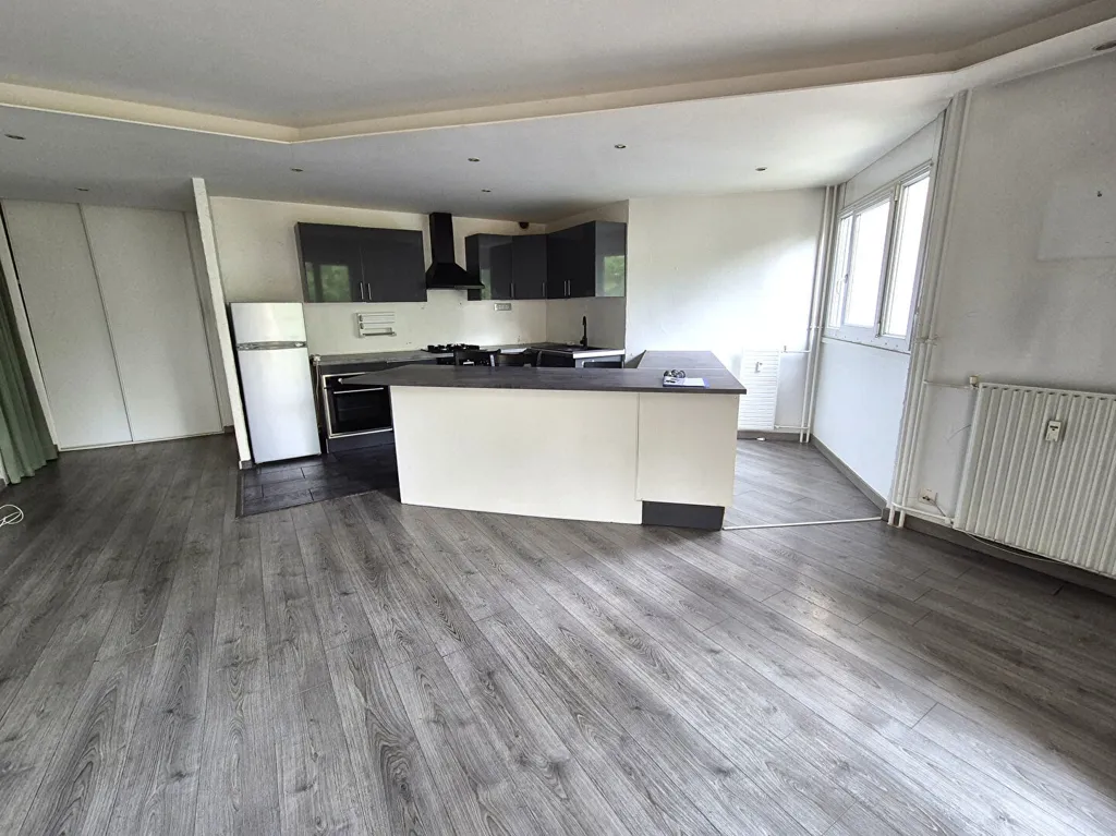 Cucina - Flat with Balcony in Eragny-sur-Oise