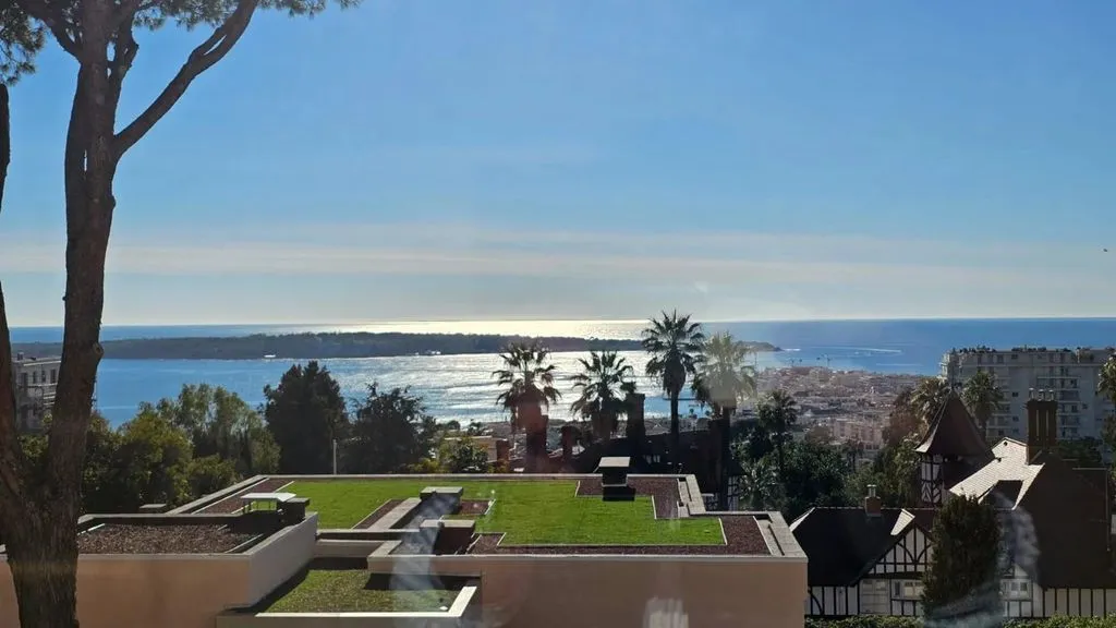 Terrass - Luxury Flat with Sea View in Cannes