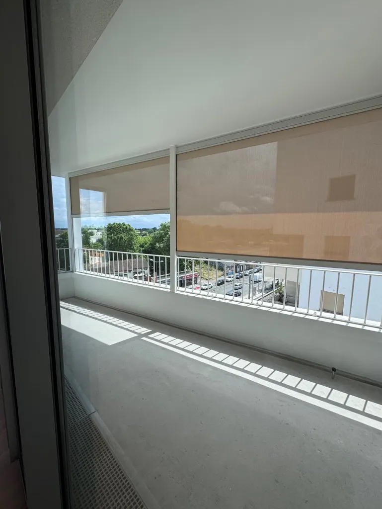 Balcon - T2 avec Terrasse au Dernier Étage à Villenave d'Ornon