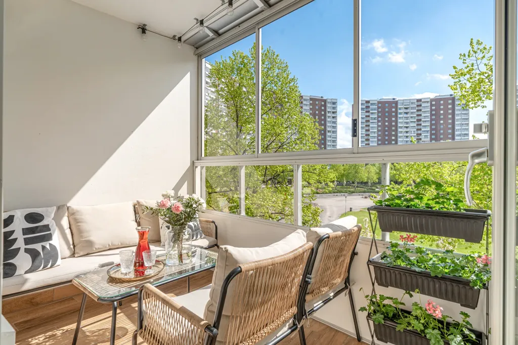 Balcony - Apartment with Rental Unit in Täby