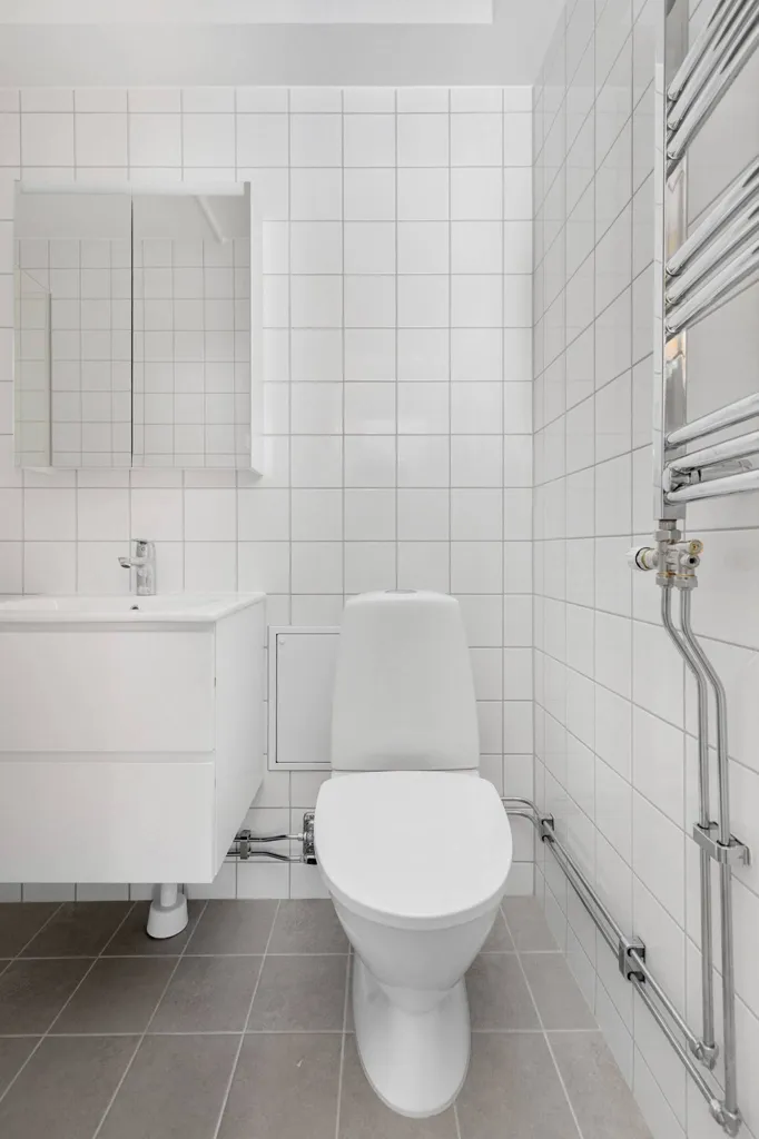 Vannitoad - Charming 1-Bedroom Flat with Garden View in Södermalm