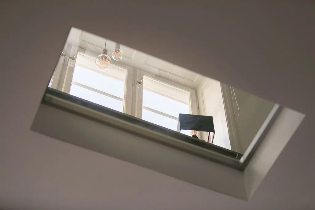 Pièces - Turn-of-the-Century Apartment with High Ceilings in Söder