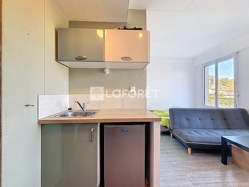 Cuisine - Studio avec Balcon au 8e Arrondissement de Marseille