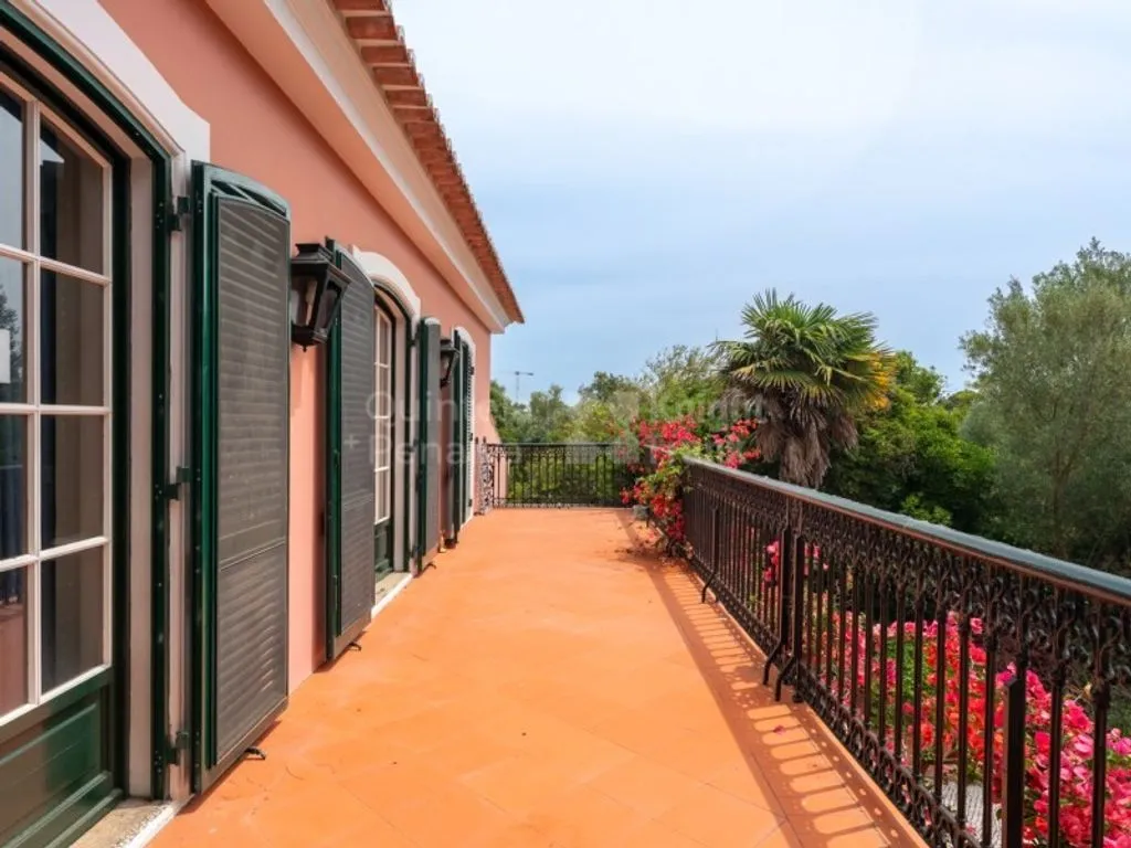 Terrasse - Mediterranean Villa with Garden in Birre, Cascais