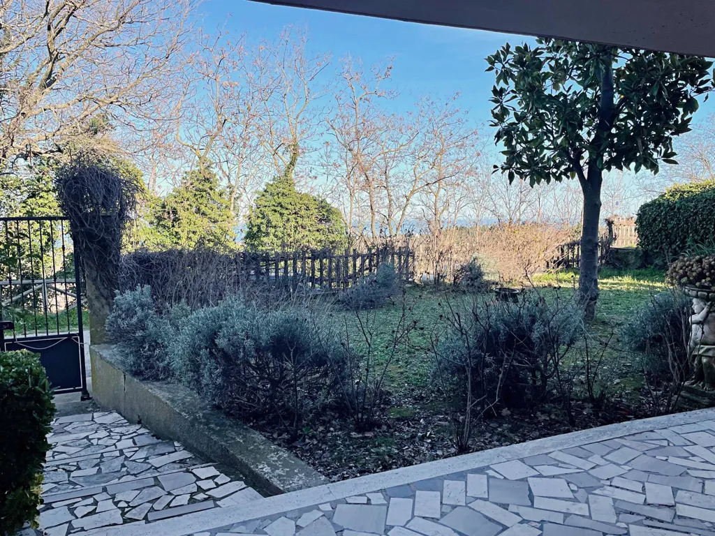 Terrace - Villa with Mountain View in Ripatransone