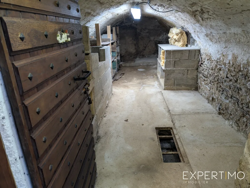 Rooms - Historic Mill and Gîte with Water Rights in Commentry