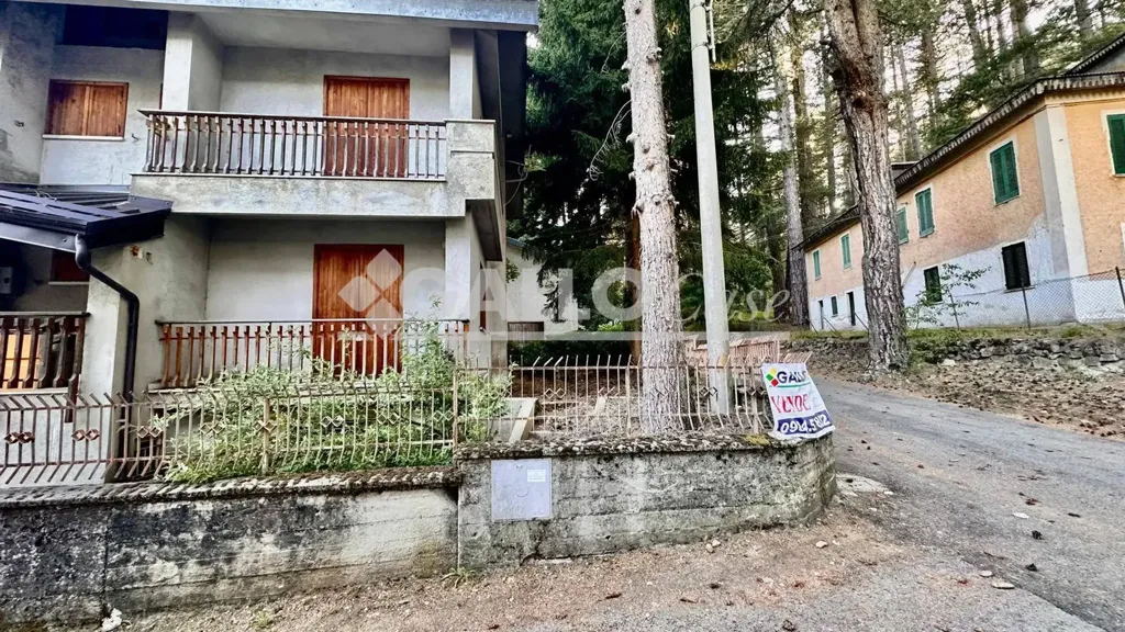 Extérieur - Bifamiliar Villa with Garden in Spezzano della Sila