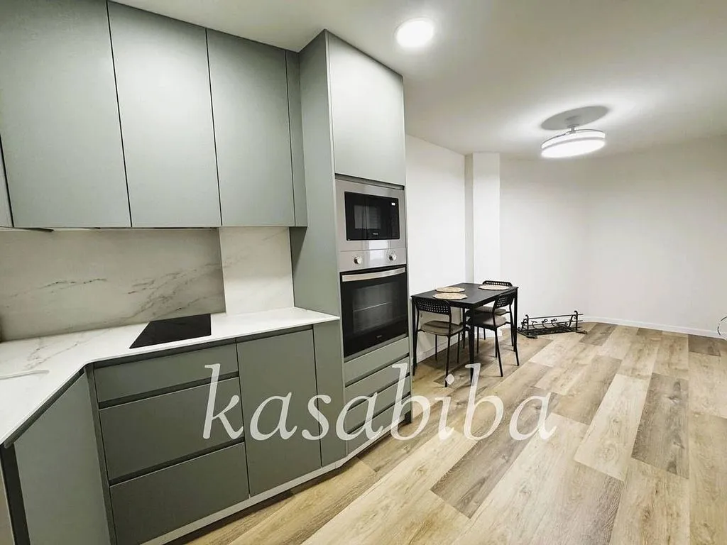 Cuisine - Fully Furnished Flat with Sea View in Valencia