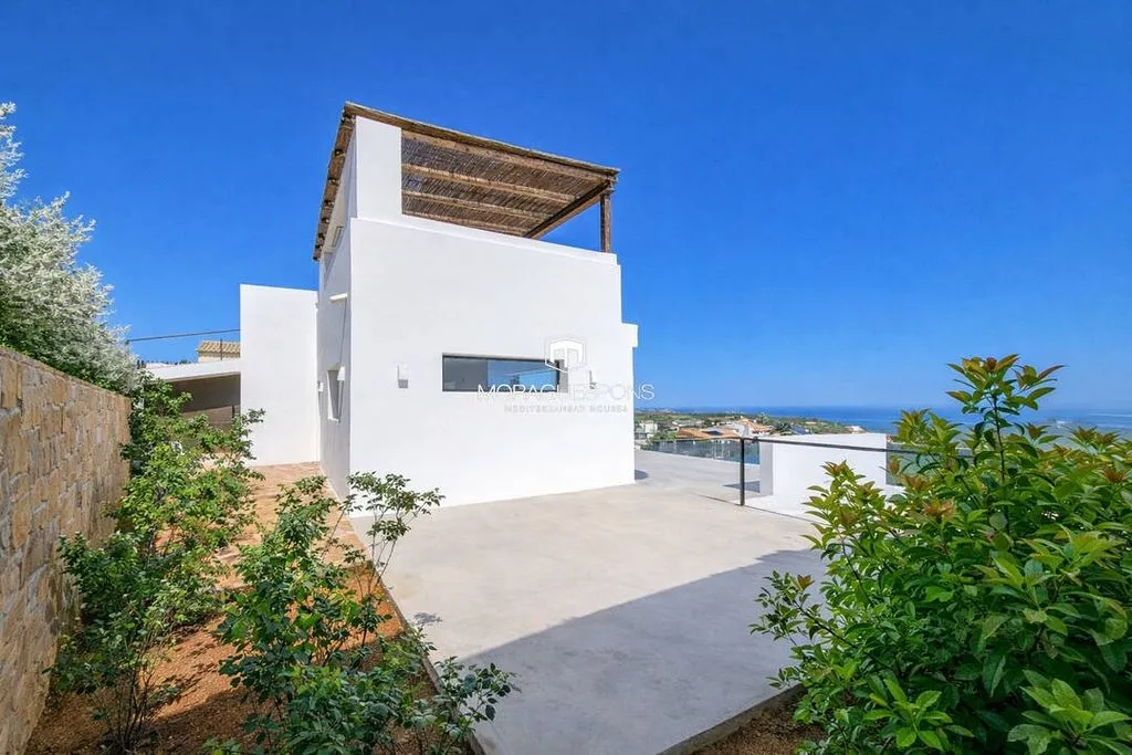 Terrazza - Contemporary Villa with Sea Views in Benitachell