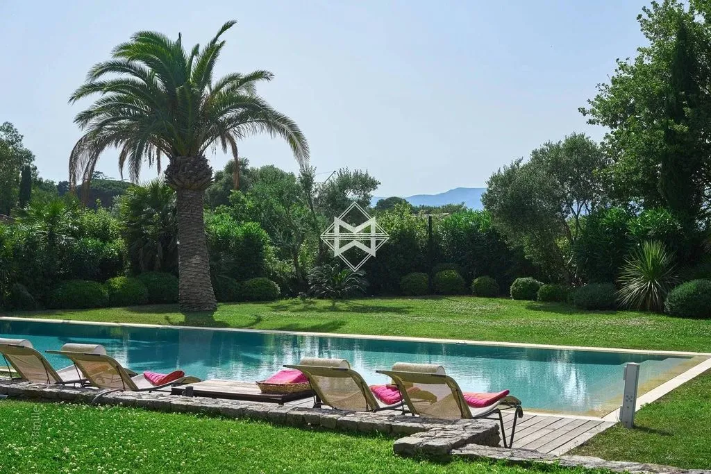 Piscina - Provençal Villa with Pool near Saint-Tropez