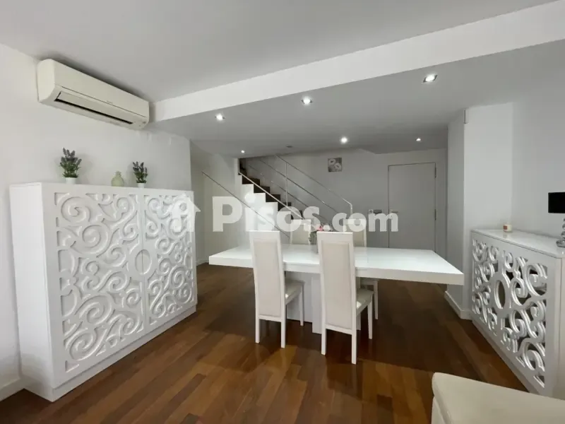 Salle à manger - Modernised Duplex with Mountain View in Beniparrell