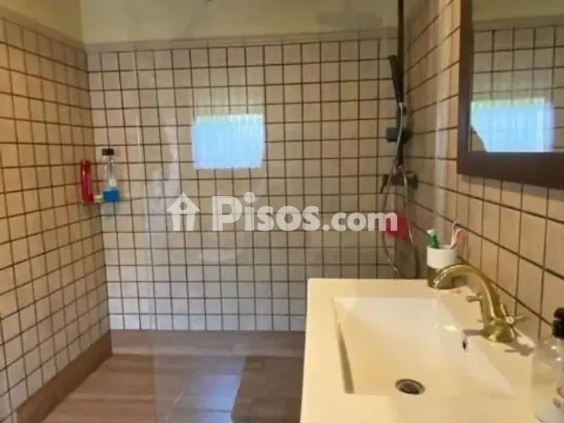 Bathrooms - Chalet with Picos de Europa Views in Arriondas