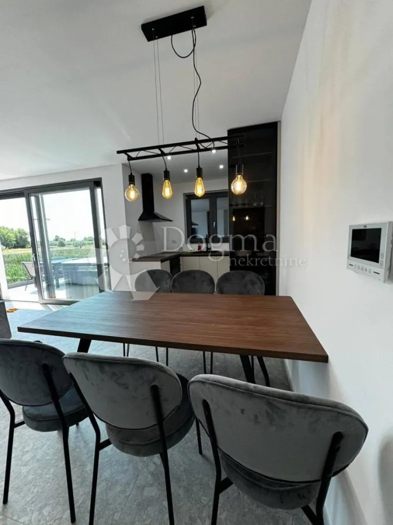 Söögituba - Luxury Apartment with Private Jacuzzi near Poreč