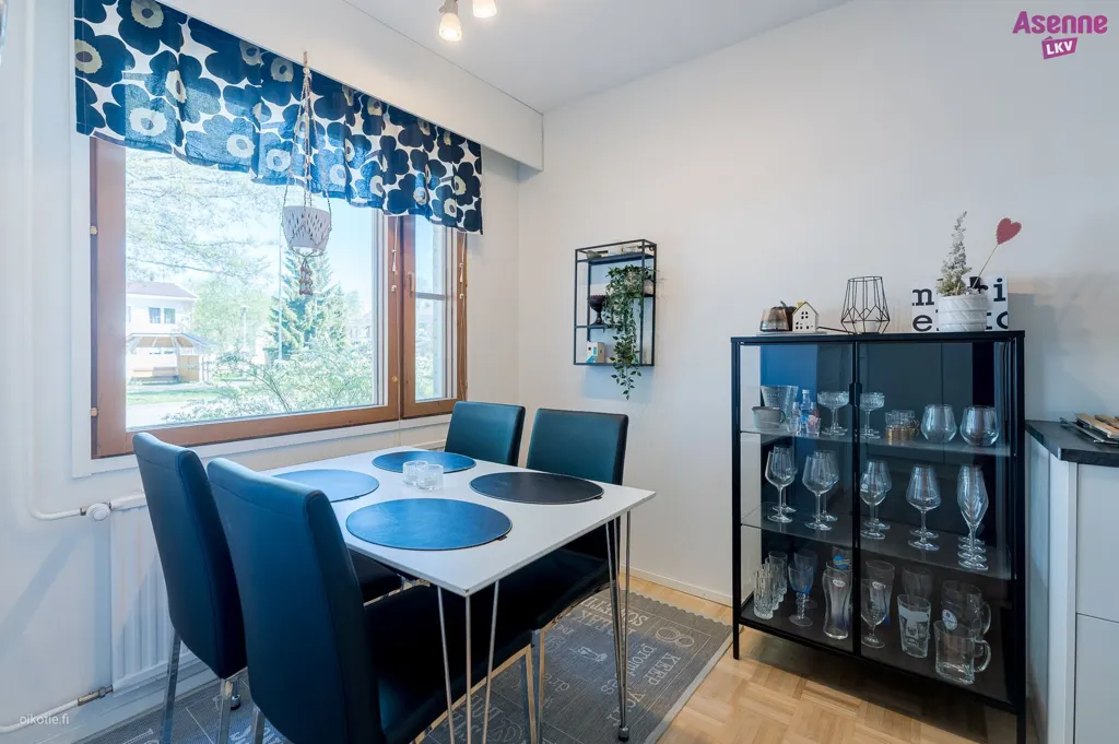 Salle à manger - Modernised Apartment with Sauna in Emola, Mikkeli