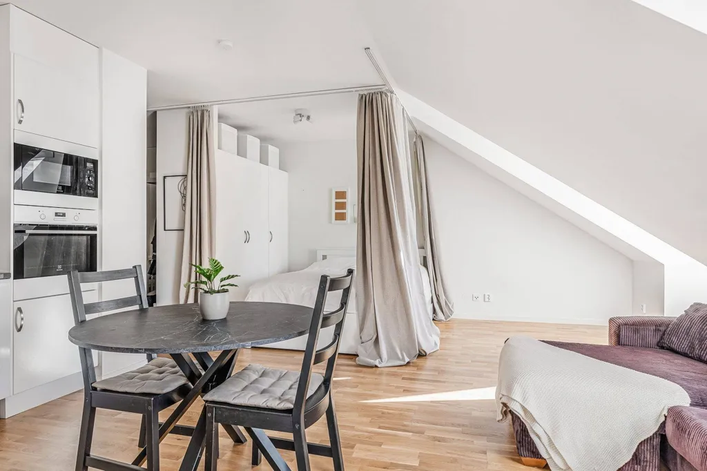 Elutuba - Apartment with Private Storage in Duvkullen