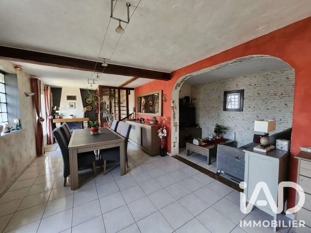 Salle à manger - Maison Atypique avec Terrasse à Gonfreville-L'Orcher
