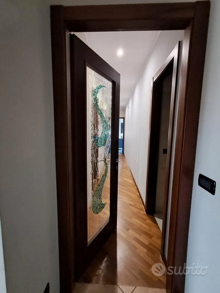 Esik - Spacious Apartment with Balcony in Spinetoli