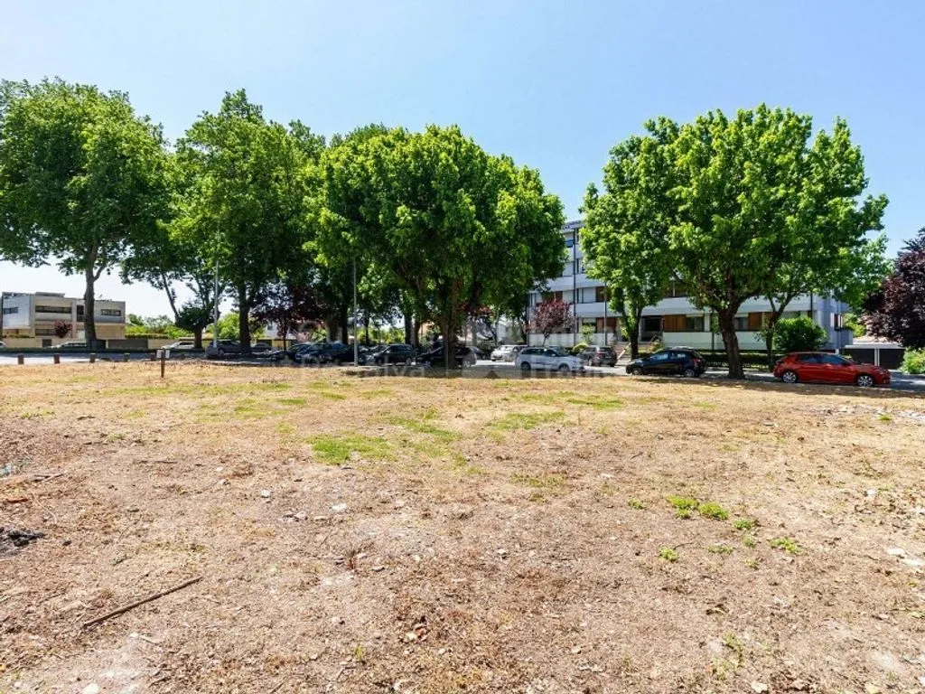 Jardin - Land with Planning Permission in Matosinhos
