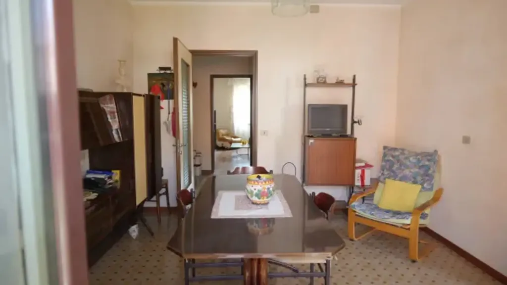 Salle à manger - Trilocale with Balcony in Biella