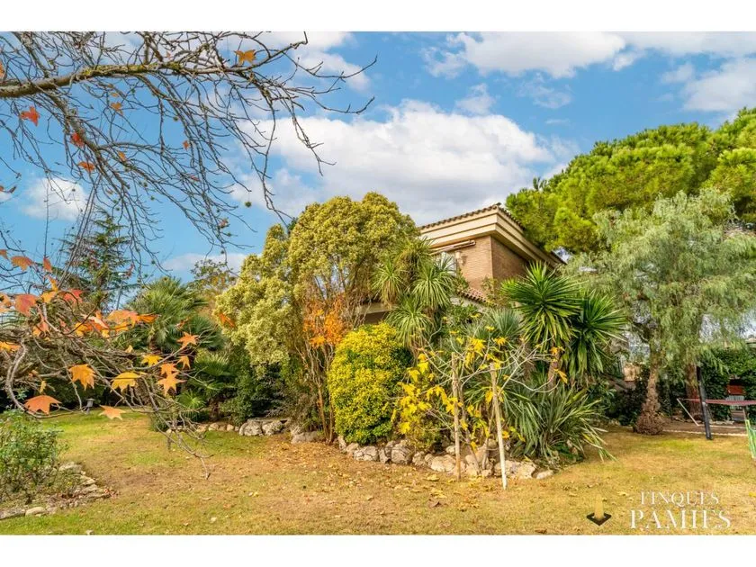 Aed - Chalet with Pool in El Pinar, Reus