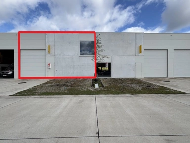 Toutes les photos (3) - Magasin Neuf avec Accès Routier à Harelbeke