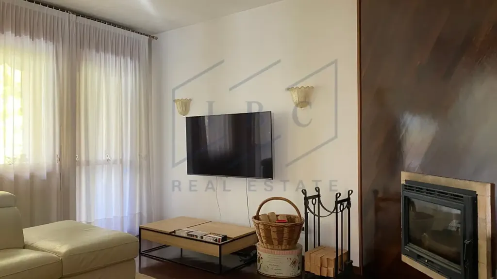 Elutuba - Penthouse with Triple Exposure in Oderzo