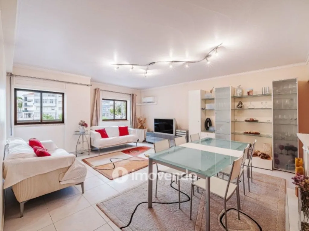 Salle à manger - Luxury Flat with Fireplaces in Almada
