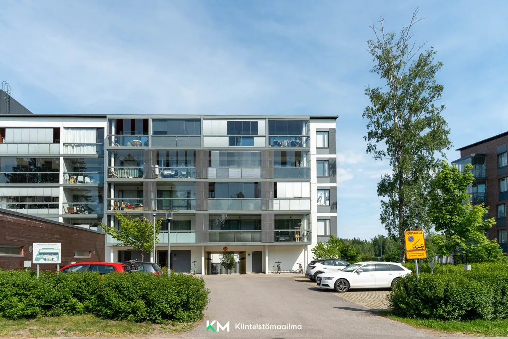 Välivaade - Bright Apartment with Balcony in Espoo Centre