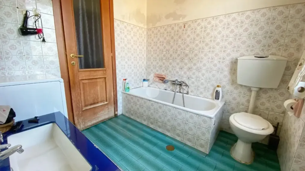 Vannitoad - 2-Bedroom Apartment with Balcony in Turin