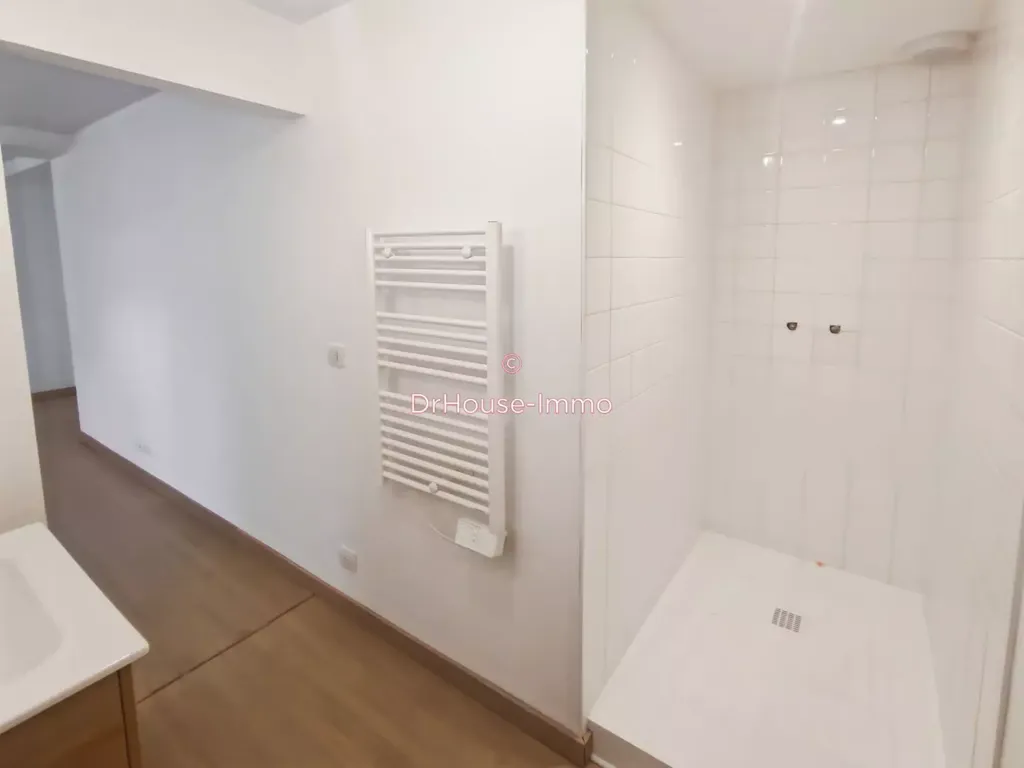 Salles de bain - Appartement Rénové à Beaurivage à Biarritz