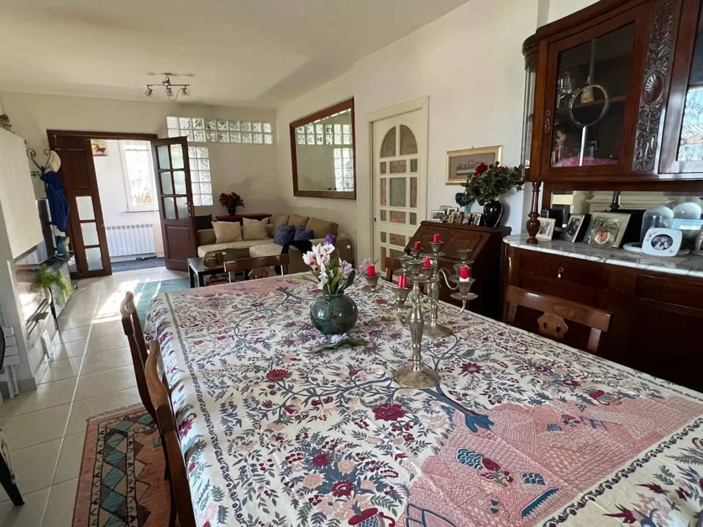Söögituba - Semi-Detached House with Pool near Pesaro