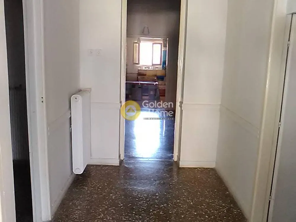Esik - Modernised Apartment with Garden in Metamorphosis Centre