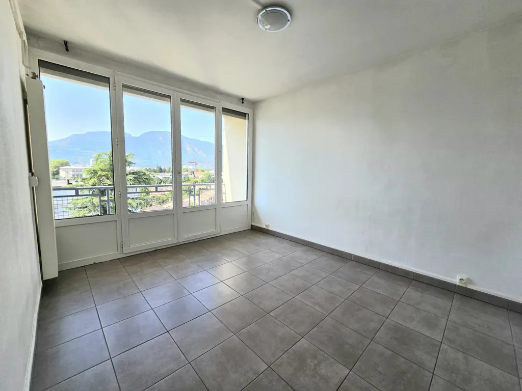 Appartement 6 pièces à Saint-Martin-d'Hères