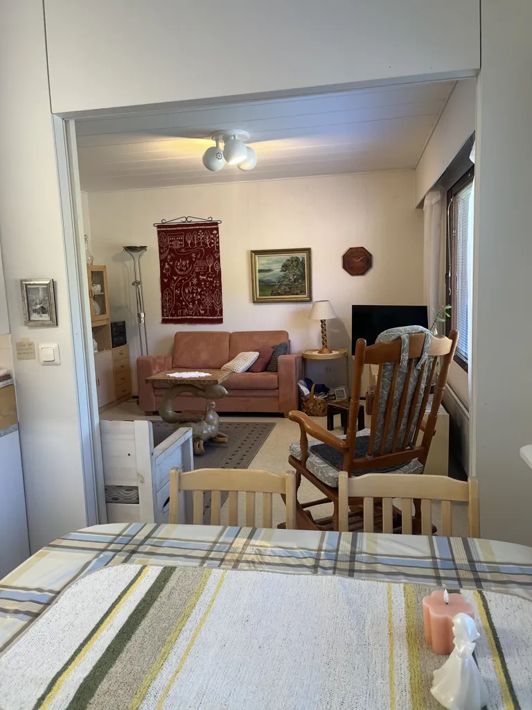 Söögituba - Spacious Flat with Patio in Rautavaara