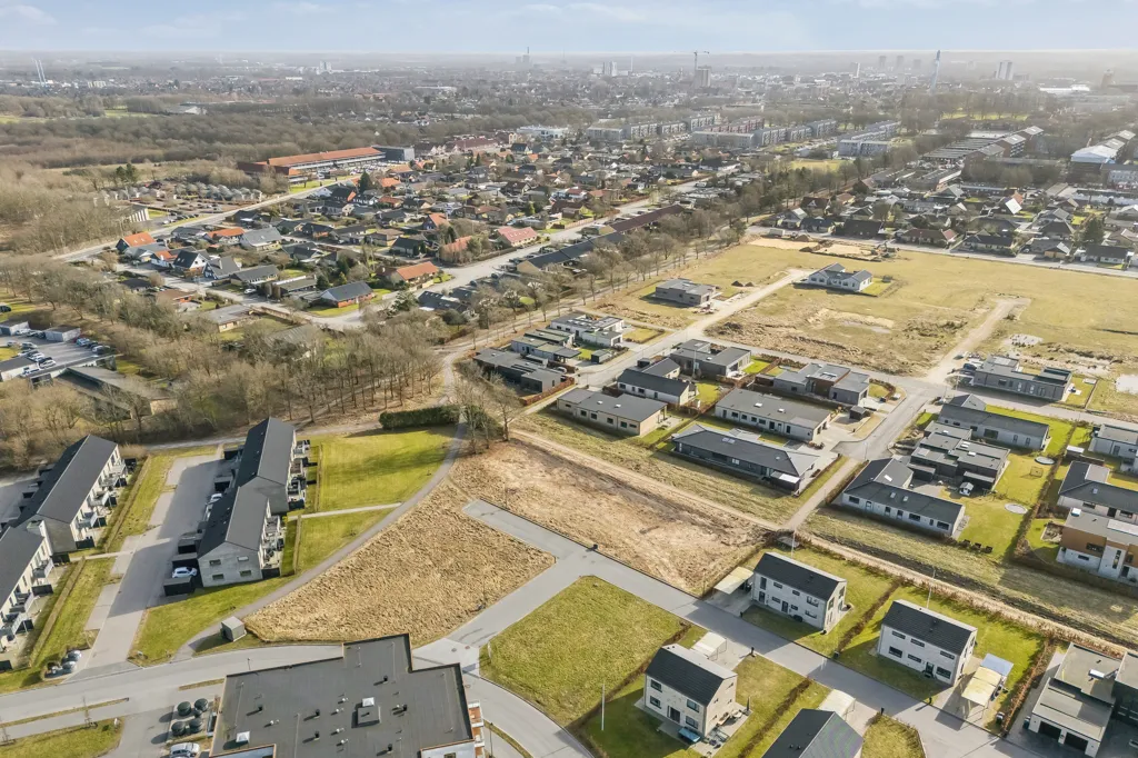 Õhuvaade - Year-Round Plot with 5G Coverage in Herning