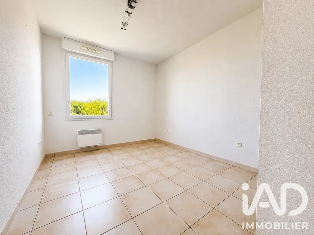 Pièces - Appartement T3 avec Piscine dans Résidence Senioriales à Lombez