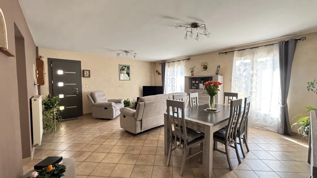 Salle à manger - Villa avec Terrasse Sud au Cœur de Morières
