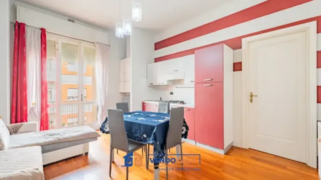 Séjour - Apartment with Balcony in Cuneo