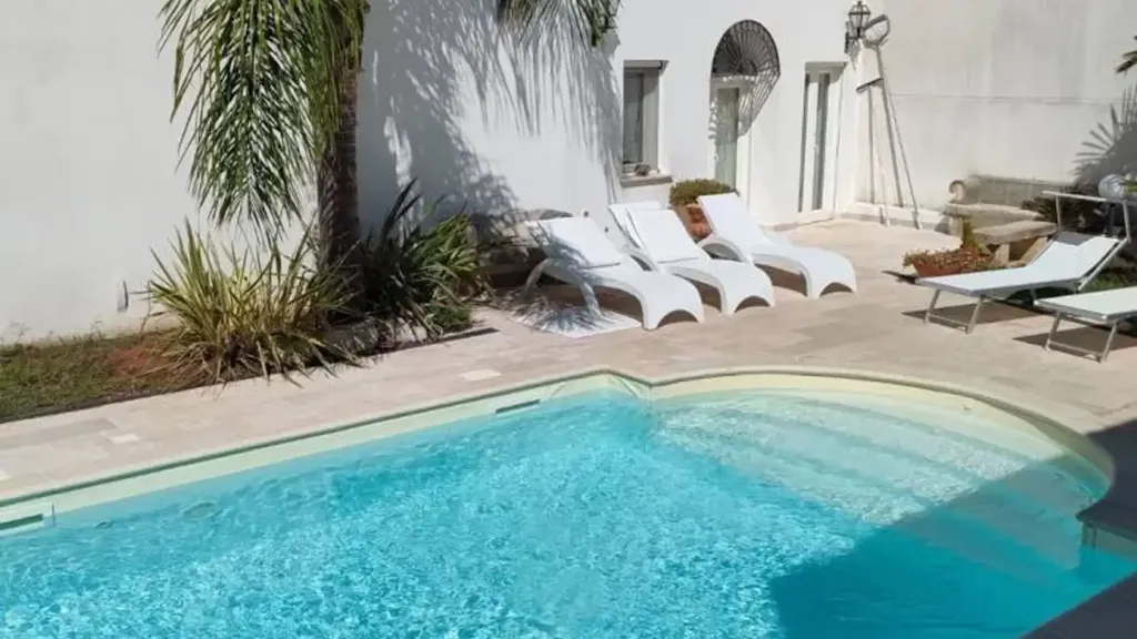 pool_area
