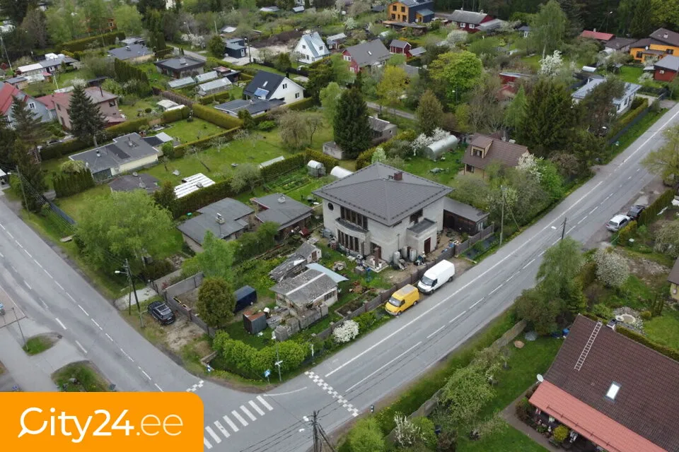 Vista aerea - Semi-Constructed House with Strong Construction in Quiet Area